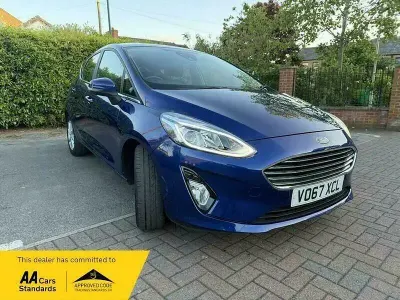 Used Ford Fiesta Zetec 85 HP (62 kW) 2017 Blue Hatchback
