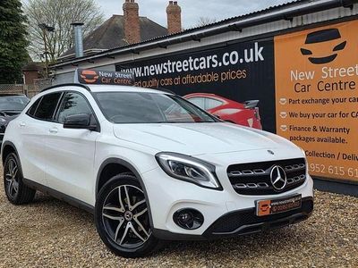 Used Mercedes GLA180 Urban 122 HP (89 kW) 2019 White SUV