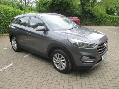 Used Hyundai Tucson SE 116 HP (85 kW) 2017 Grey SUV