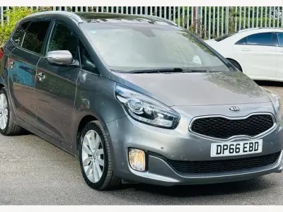 Used Kia Carens