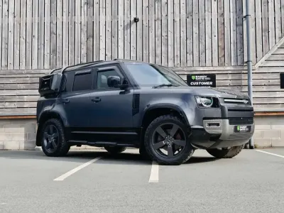 Used Land Rover Defender HSE Dynamic 250 HP (183 kW) 2023 Grey SUV