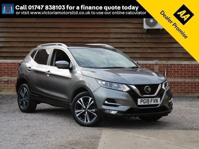 used Nissan Qashqai 1.3 DIG-T N-CONNECTA [PAN ROOF] DCT AUTO 5 Dr Hatchback