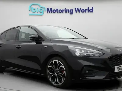 Used Ford Focus ST-Line X 155 HP (114 kW) 2021 Black Hatchback