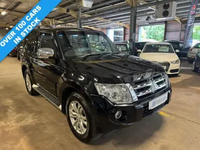 Used Mitsubishi Shogun Warrior 197 HP (144 kW) 2012 Black SUV