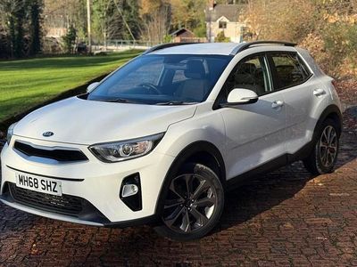 White Used 2019 Kia Stonic SUV | £9,600 (Fair price)