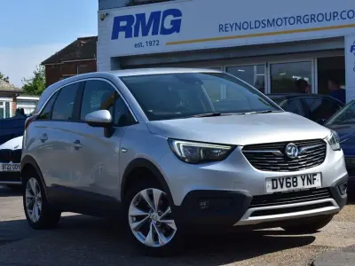 Used Vauxhall Crossland X S 131 HP (96 kW) 2019 Silver SUV
