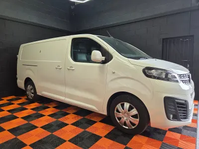 Used Vauxhall Vivaro Sportive 100 HP (73 kW) 2020 White MPV