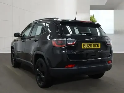 Begagnad Jeep Compass Night Eagle 140 HK (102 kW) 2020 Svart SUV