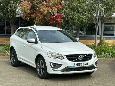 Used Volvo XC60 R-Design 181 HP (133 kW) 2014 White SUV
