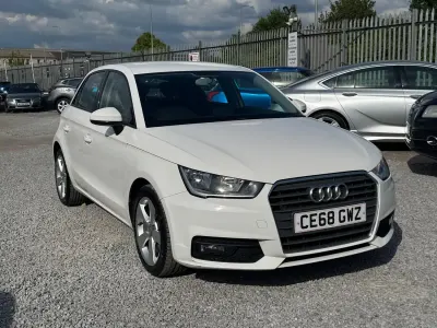 Used Audi A1 Sportback Sport 116 HP (85 kW) 2018 White Hatchback
