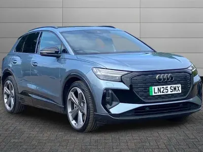 Used Audi Q4 e-tron Advanced 210 kW (286 HP) 2025 Geyser blue SUV