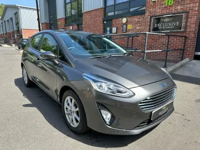 Used Ford Fiesta Zetec 100 HP (73 kW) 2019 Grey Hatchback