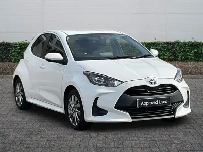 Used Toyota Yaris 2023 White Hatchback