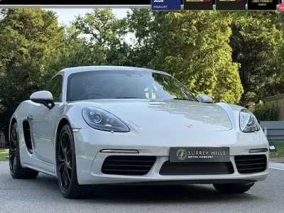 Used Porsche 718 Cayman 300 HP (220 kW) 2025 Coupe