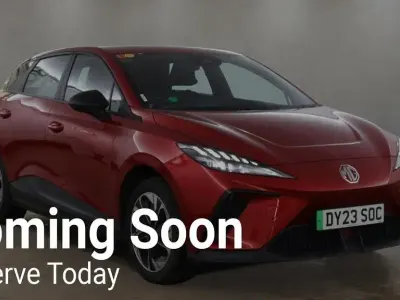 Usado MG MG4 EV SE 150 kW (204 HP) 2023 Vermelho Citadino