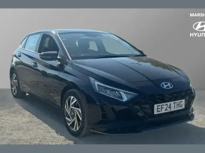 Used Hyundai i20 Advanced 100 HP (73 kW) 2024 Black Hatchback