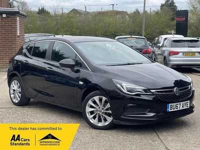 Used Vauxhall Astra 125 HP (91 kW) 2017 Black Hatchback