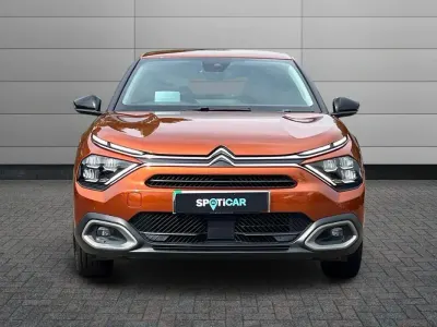 Used Citroën e-C4 Shine 100 kW (136 HP) 2022 Caramel brown Hatchback