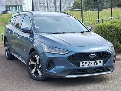 Used Ford Focus Active 125 HP (91 kW) 2023 Blue Estate