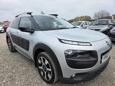 Used Citroën C4 Cactus Flair 100 HP (73 kW) 2015 Silver Hatchback