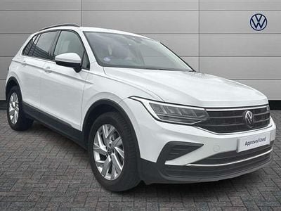 White Used 2022 VW Tiguan Life SUV | £19,647 (Fair price)
