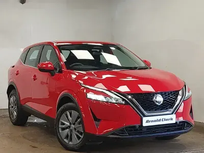 Used Nissan Qashqai Visia 140 HP (102 kW) 2022 Red SUV