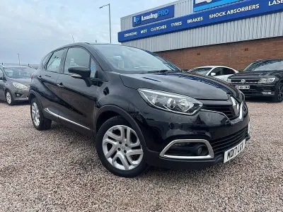 Second-hand Renault Captur Dynamique 90 CP (66 kW) 2017 Negru SUV