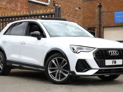 Usado Audi Q3 Black Edition 150 HP (110 kW) 2021 Branco SUV
