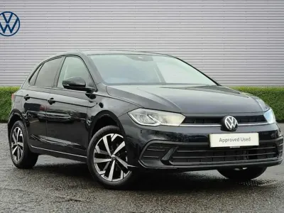 Used VW Polo Life 94 HP (69 kW) 2024 Black Hatchback