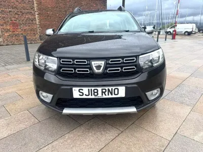 Begagnad Dacia Sandero Ambiance 90 HK (66 kW) 2018 Svart Halvkombi