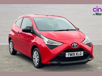 Used Toyota Aygo 72 HP (52 kW) 2019 Red Hatchback