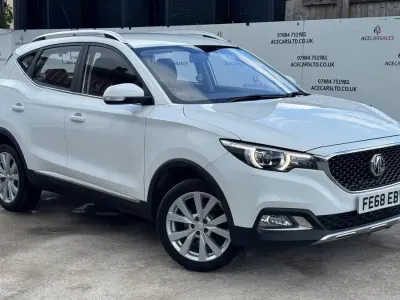 Käytetty MG ZS