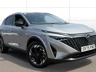 Used Nissan Qashqai N-Connecta 190 HP (139 kW) 2025 Silver SUV