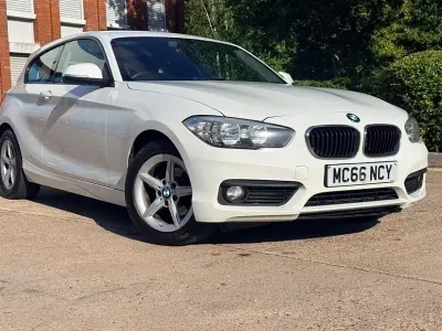 Used BMW 118 Comfort Edition 2017 White Hatchback