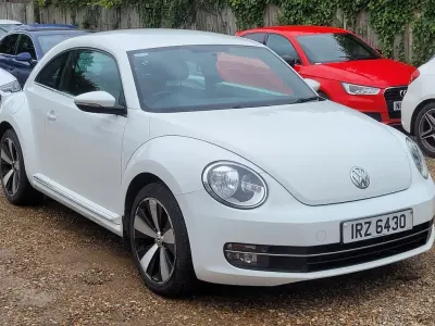 Used VW Beetle Design 105 HP (77 kW) 2014 White Hatchback