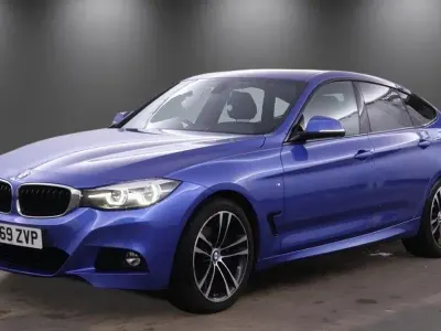 Begagnad BMW 320 Gran Turismo M Sport 184 HK (135 kW) 2019 Blå Halvkombi