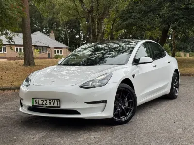 Used Tesla Model 3 Long Range AWD 366 kW (498 HP) 2022 White Sedan