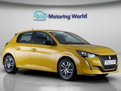 Used Peugeot 208 Active Premium 75 HP (55 kW) 2022 Yellow Hatchback