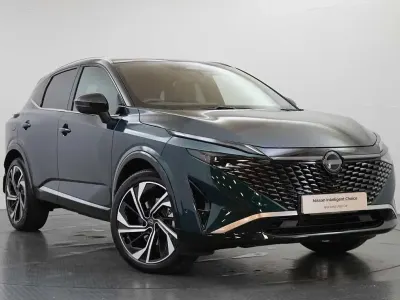 New Nissan Qashqai Tekna+ 187 HP (137 kW) 2026 Green SUV