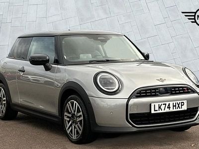 Begagnad Mini Cooper Classic 2024 Silver Halvkombi