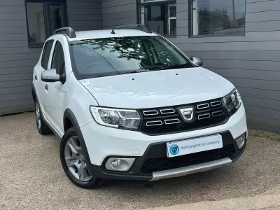 Used Dacia Sandero Lauréate 2017 White Hatchback