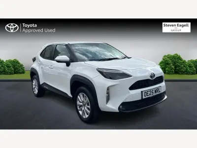Used Toyota Yaris Hybrid 2025 White Hatchback