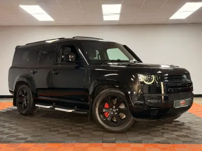 Used Land Rover Defender S 300 HP (220 kW) 2023 Black SUV