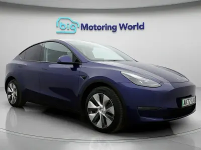 Used Tesla Model Y Long Range AWD 378 kW (514 HP) 2022 Blue SUV