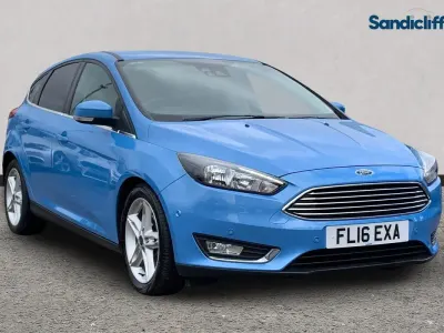Used Ford Focus Titanium 125 HP (91 kW) 2017 Blue Hatchback