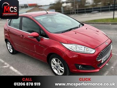 Used Ford Fiesta Zetec 100 HP (73 kW) 2016 Red Hatchback