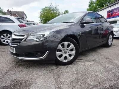 Used Vauxhall Insignia SRi 140 HP (102 kW) 2015 Grey Hatchback
