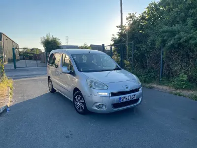 Used Peugeot Partner Tepee S 2012 Silver MPV