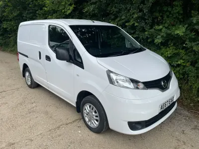 Used Nissan NV200 Tekna 110 HP (80 kW) 2017 White MPV