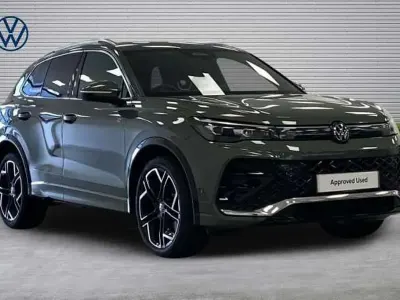 New VW Tiguan R-line 150 HP (110 kW) 2025 Green SUV